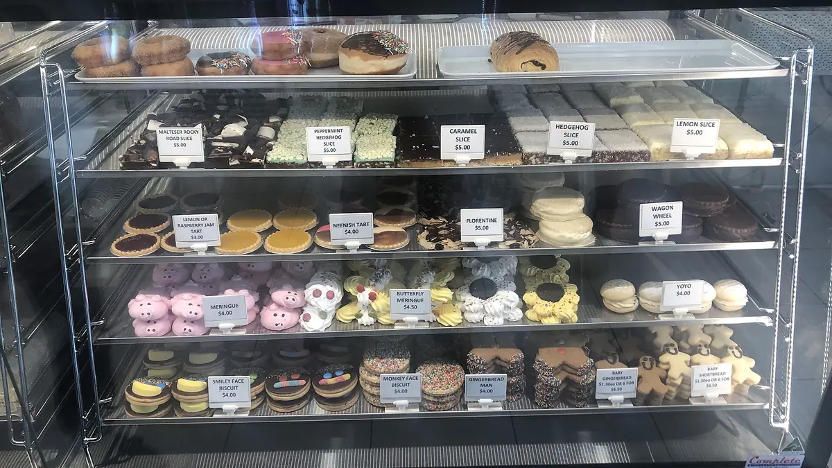 Nicole's Rosebank Bakery – bakery in The Glens, Dundee